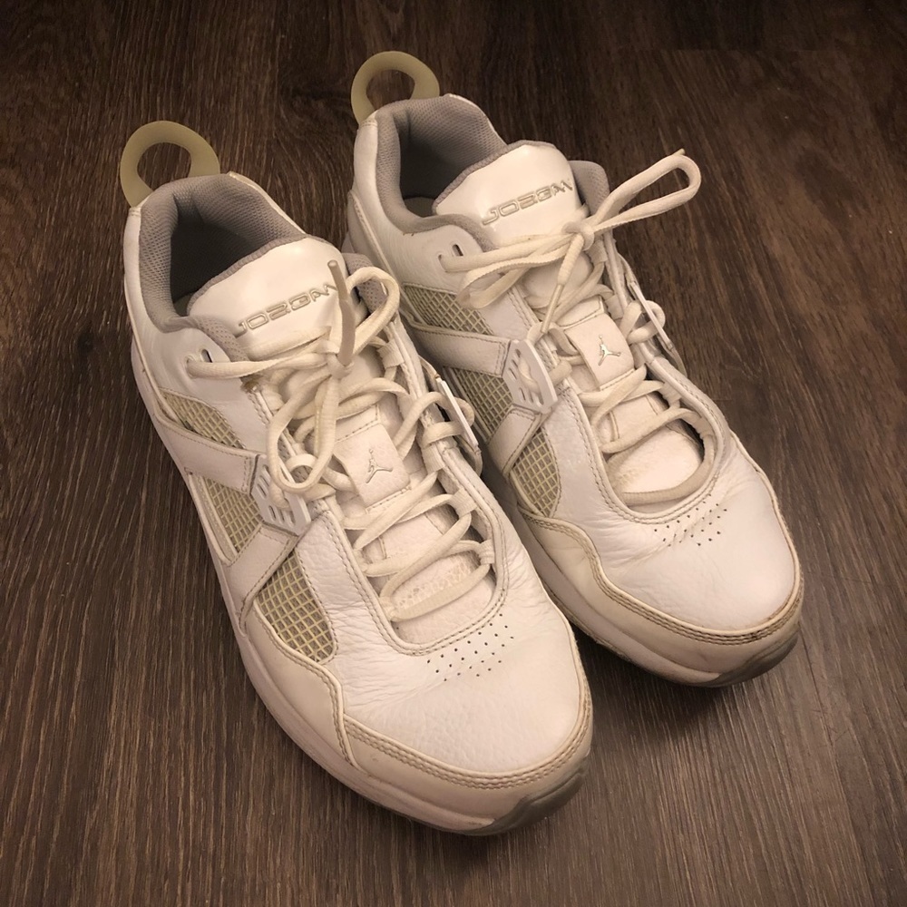 Nike Jordan Trunner Q4 White Sneakers